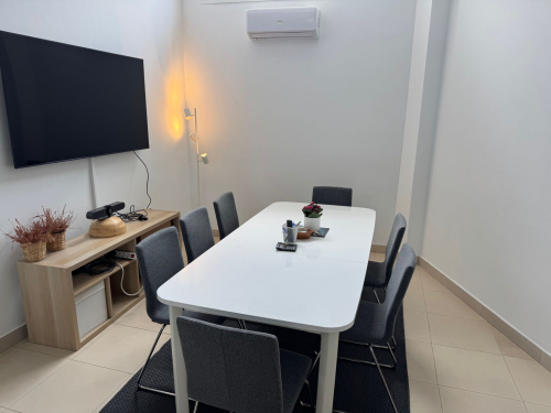 Modern Office for Sale in the Heart of Mijas Pueblo